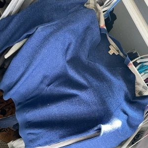 Burberry v neck long sleeve